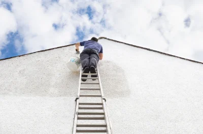 Peinture extérieure à Louvil — façades et ravalement